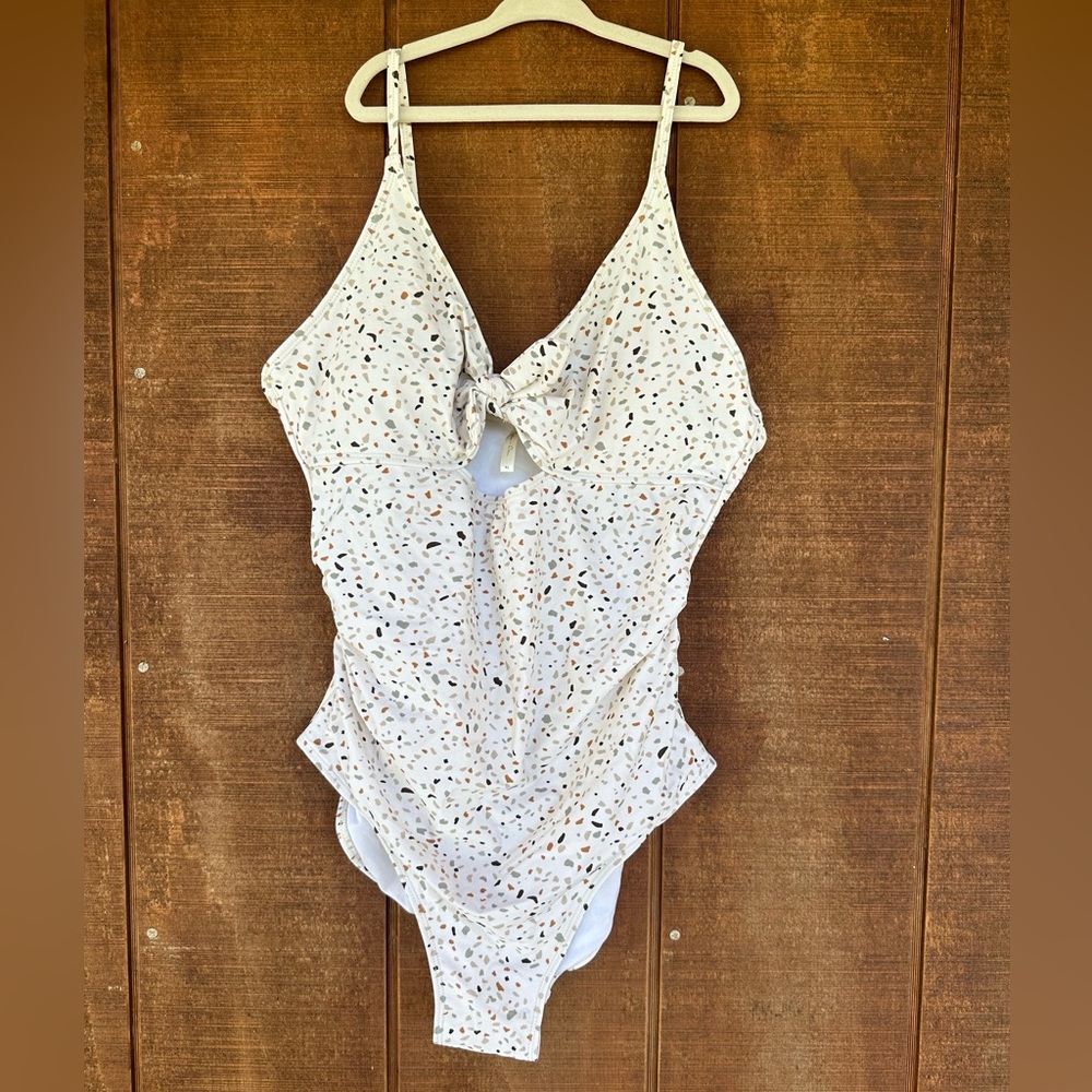 Rylee and Cru women’s swimsuit NWOT
